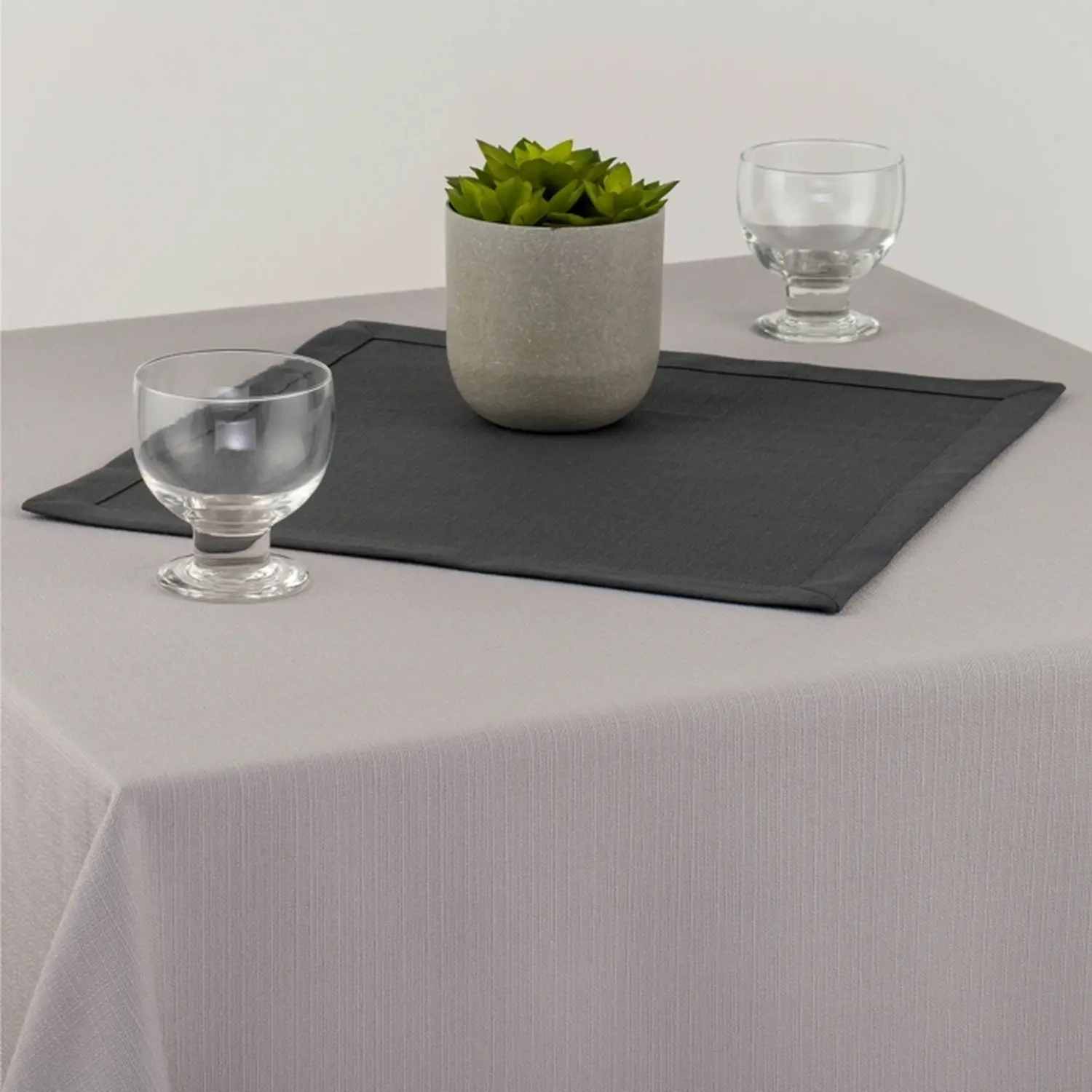 Tischwäsche von klassisch bis modern von Heinrich Seegers Objekttextilien GmbH