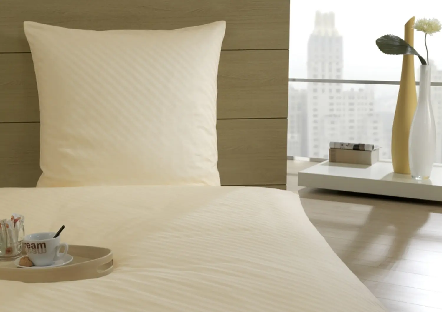 Streifenbettlaken von Heinrich Seegers Objekttextilien GmbH